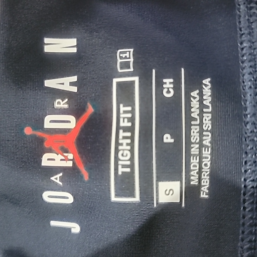 Womens Jordan bike shorts - Picture 3 of 4